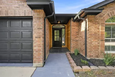1008 Grey Castle Drive, Pflugerville, TX 78660 - Photo 4