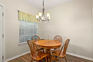 2009 S 10th St, Waco, TX 76706 - Photo 16