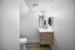 604 N Bluff Dr, Austin, TX 78745 - Photo 20