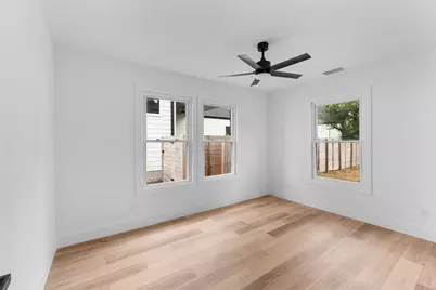 605 E 47th Street, Austin, TX 78751 - Photo 20