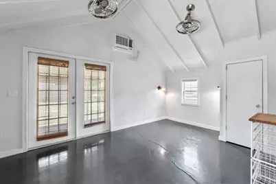 605 E 47th Street, Austin, TX 78751 - Photo 20