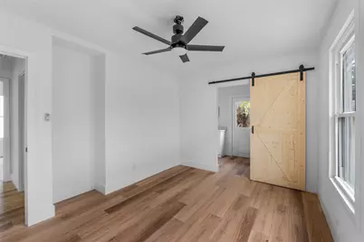 605 E 47th Street, Austin, TX 78751 - Photo 12
