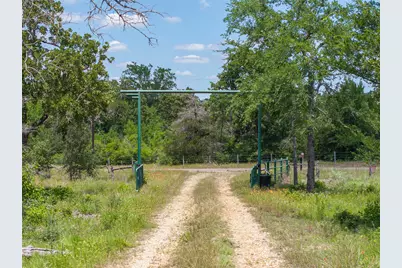 1004 22 Hills Road, Gause, TX 77857 - Photo 10