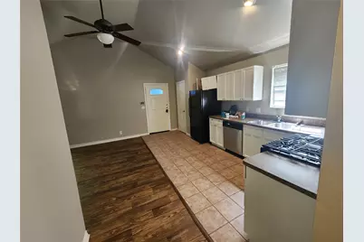 2714 Whitis Avenue #C, Austin, TX 78705 - Photo 12