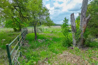 910 Abbey Road, Liberty Hill, TX 78642 - Photo 28