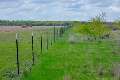 910 Abbey Road, Liberty Hill, TX 78642 - Photo 30