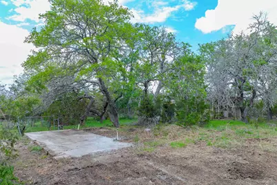 910 Abbey Road, Liberty Hill, TX 78642 - Photo 22