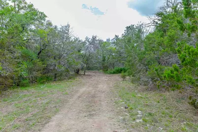 910 Abbey Road, Liberty Hill, TX 78642 - Photo 20