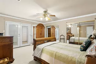 10900 Crown Colony Dr, Austin, TX 78747 - Photo 18