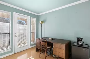 10900 Crown Colony Dr, Austin, TX 78747 - Photo 26
