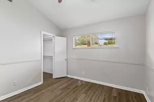 1302 Parker Ln Ln, Austin, TX 78741 - Photo 12