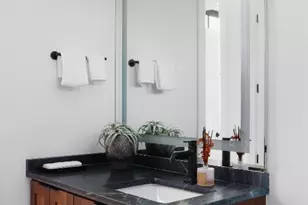 4405 Hennig Dr, Austin, TX 78738 - Photo 18