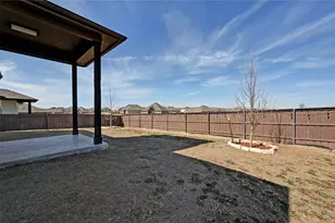 207 Dogvane Circle W, Kyle, TX 78640 - Photo 30