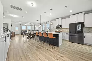 207 Dogvane Circle W, Kyle, TX 78640 - Photo 6