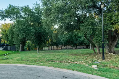 654 Creekside Drive, Belton, TX 76513 - Photo 2