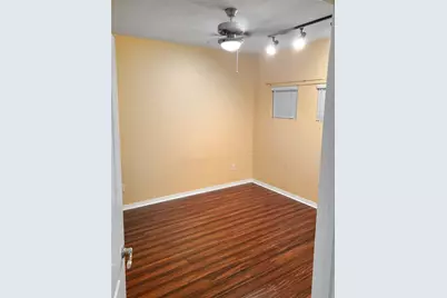 2505 San Gabriel Street #302, Austin, TX 78705 - Photo 2