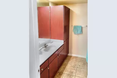 2505 San Gabriel Street #302, Austin, TX 78705 - Photo 8