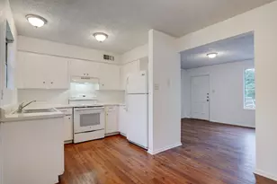 748 Old Martindale Rd, San Marcos, TX 78666 - Photo 8