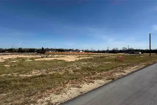 120 Las Alturas Dr, Elgin, TX 78621 - Photo 1