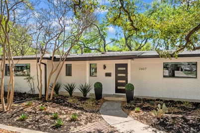 2607 Pembrook Trail, Austin, TX 78731 - Photo 2