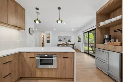 2607 Pembrook Trail, Austin, TX 78731 - Photo 16