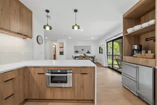 2607 Pembrook Trail, Austin, TX 78731 - Photo 16