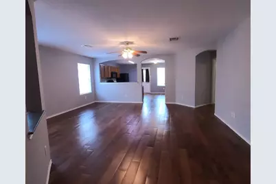 103 Easy Street, Hutto, TX 78634 - Photo 4