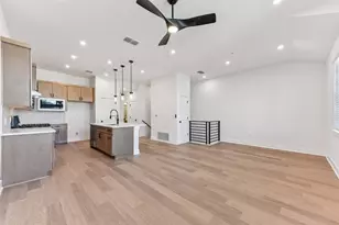 200 W 56th St, Austin, TX 78751 - Photo 8