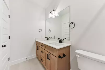 200 W 56th Street #2102, Austin, TX 78751 - Photo 32