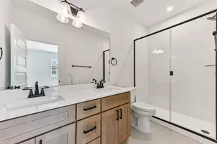 200 W 56th St, Austin, TX 78751 - Photo 30