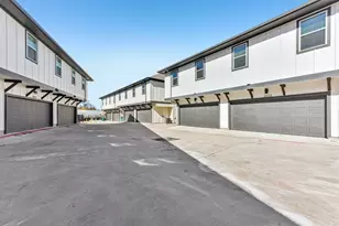 200 W 56th St, Austin, TX 78751 - Photo 34