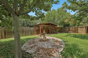 7658 Marble Ridge Dr, Austin, TX 78747 - Photo 34