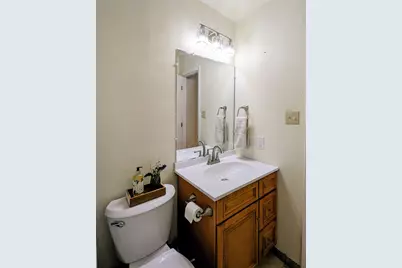 2423 Village Walk, Austin, TX 78744 - Photo 20