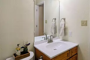 2423 Village Walk, Austin, TX 78744 - Photo 20