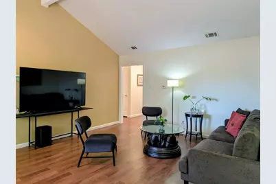 2423 Village Walk, Austin, TX 78744 - Photo 8