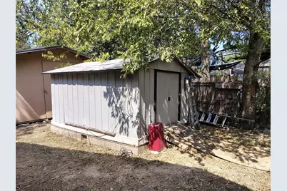 2423 Village Walk, Austin, TX 78744 - Photo 34