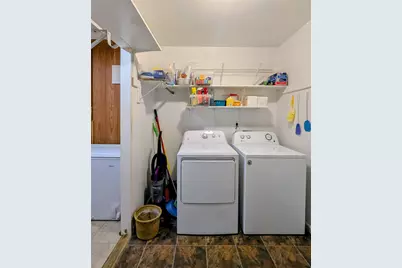 2423 Village Walk, Austin, TX 78744 - Photo 24