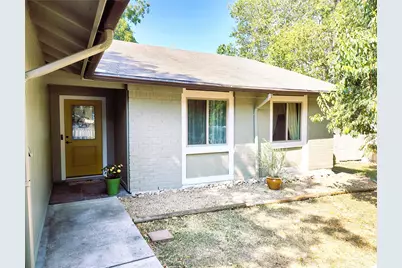 2423 Village Walk, Austin, TX 78744 - Photo 2