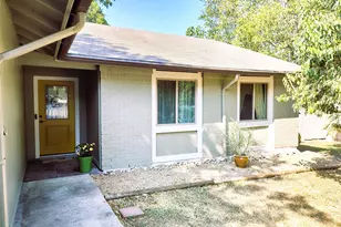 2423 Village Walk, Austin, TX 78744 - Photo 2