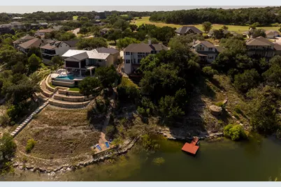 343 Venture Boulevard S, Point Venture, TX 78645 - Photo 4