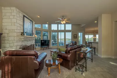 343 Venture Boulevard S, Point Venture, TX 78645 - Photo 14
