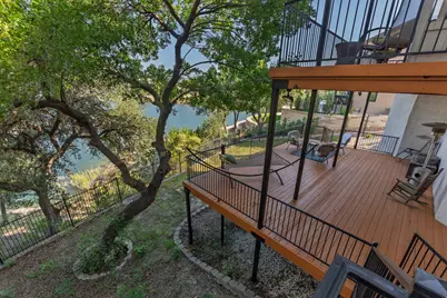 343 Venture Boulevard S, Point Venture, TX 78645 - Photo 6