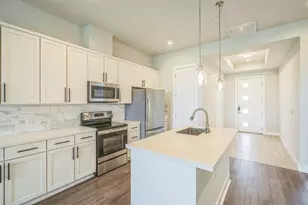 4507 E Martin Luther King Jr Blvd, Austin, TX 78722 - Photo 2