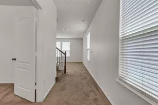 6729 Horseshoe Pond Dr, Del Valle, TX 78617 - Photo 6