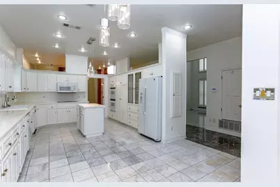 2110 Lakeview Loop, Killeen, TX 76543 - Photo 16