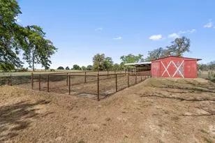 552 Co Rd 306, Rockdale, TX 76567 - Photo 4