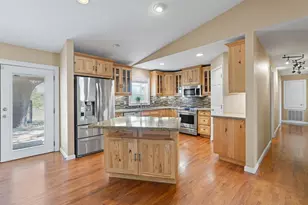 552 Co Rd 306, Rockdale, TX 76567 - Photo 10