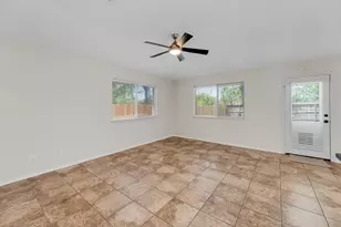 3755 Castle Rock Dr, Round Rock, TX 78681 - Photo 6