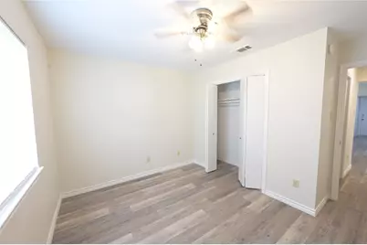 916 Crockett Street #A, Lockhart, TX 78644 - Photo 8