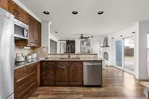 2710 Thrushwood Dr, Austin, TX 78757 - Photo 18